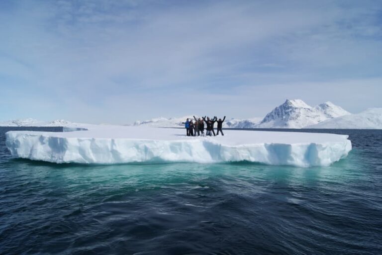 Boat charter | Nuuk | West Greenland - Image 3