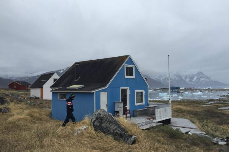 Barbecuing in Qoornoq | Nuuk | West Greenland - Image 7