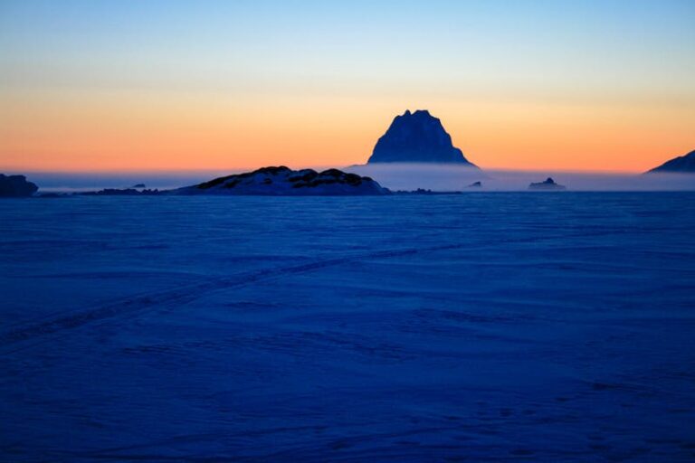 Dogsled expedition to settlements |5 days| Uummannaq | North Greenland - Image 13