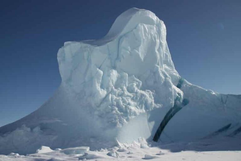 Dogsled Exploration of Liverpool Land | Ittoqqortoormiit | East Greenland - Image 7