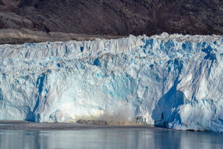 Eqi Glacier Boat Tour | Ilulissat | Disko Bay - Image 4