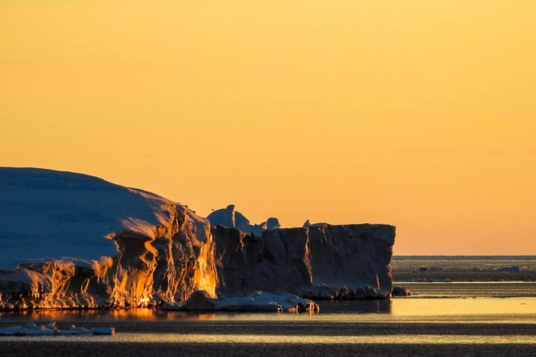Experience Winter in the Arctic | Uummannaq & Ilulissat | from Iceland - Image 19