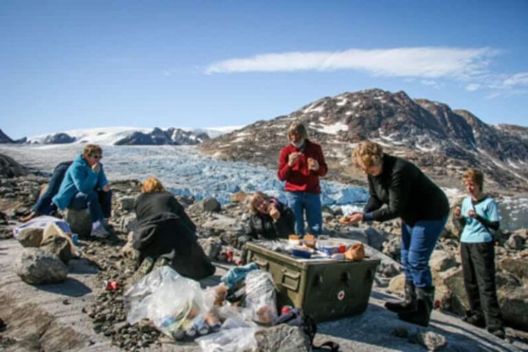 Glacier Adventure by boat | Tasiilaq | East Greenland - Image 5