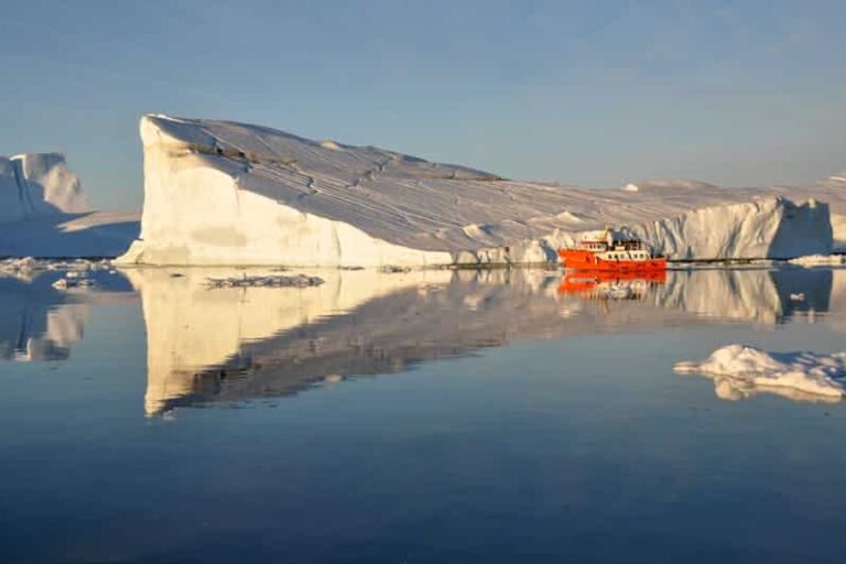 Open boat Midnight Cruise To Ilulissat Icefjord | Ilulissat | Disko Bay - Image 4