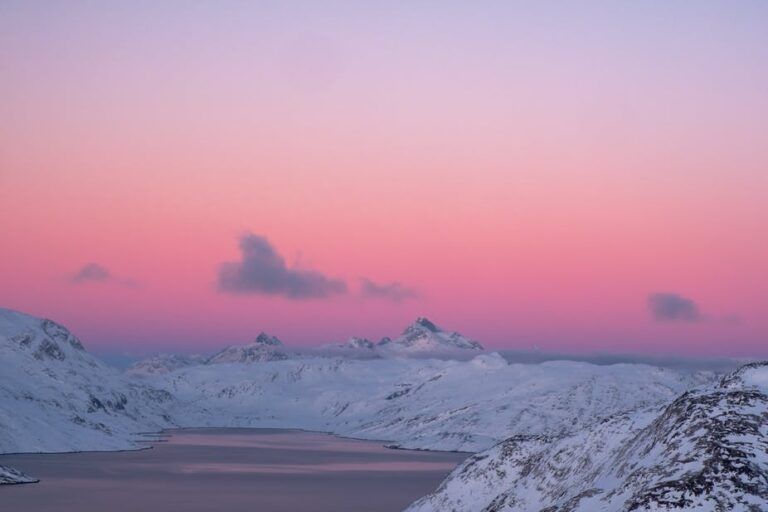 Northern Lights Tour | 3-Day Vacation Package | Nuuk | Greenland - Image 13