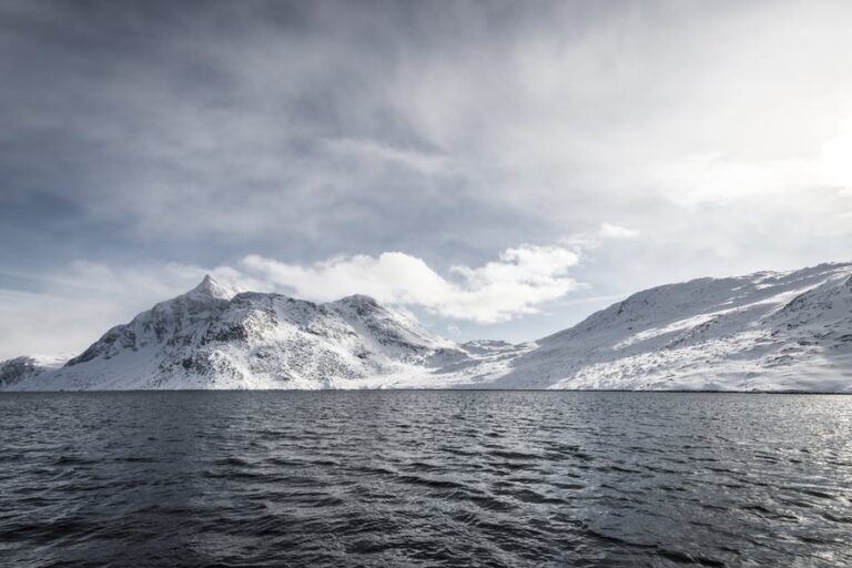 Northern Lights Tour | 3-Day Vacation Package | Nuuk | Greenland - Image 16