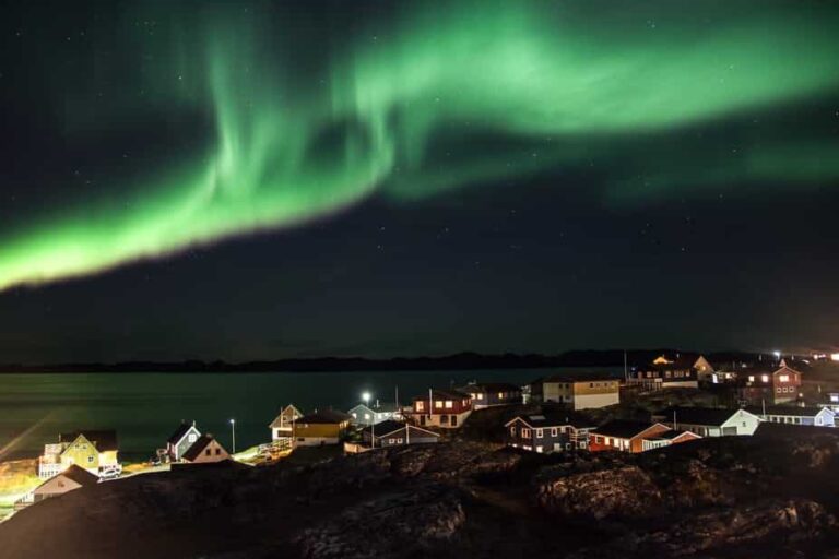 Northern Lights Tour | 3-Day Vacation Package | Nuuk | Greenland - Image 6