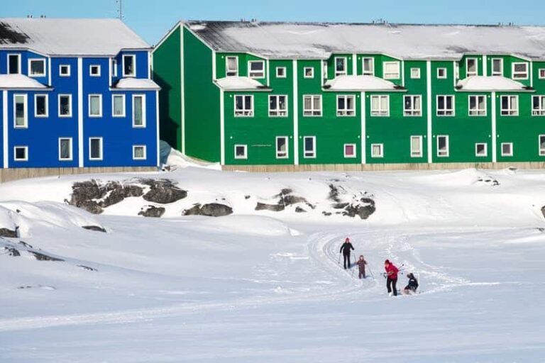 Northern Lights Tour | 3-Day Vacation Package | Nuuk | Greenland - Image 8