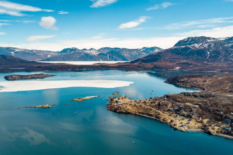 Nuuk Icefjord Hike |  West Greenland - Image 3