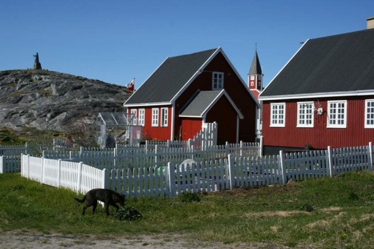 Nuuk - The Worlds Smallest Capital | 4-Day Package tour | From Iceland to Greenland - Image 12