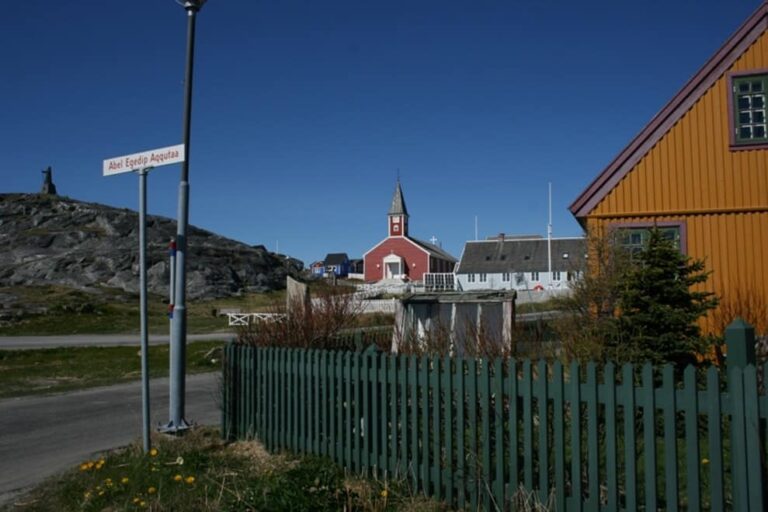 Nuuk - The Worlds Smallest Capital | 4-Day Package tour | From Iceland to Greenland - Image 20