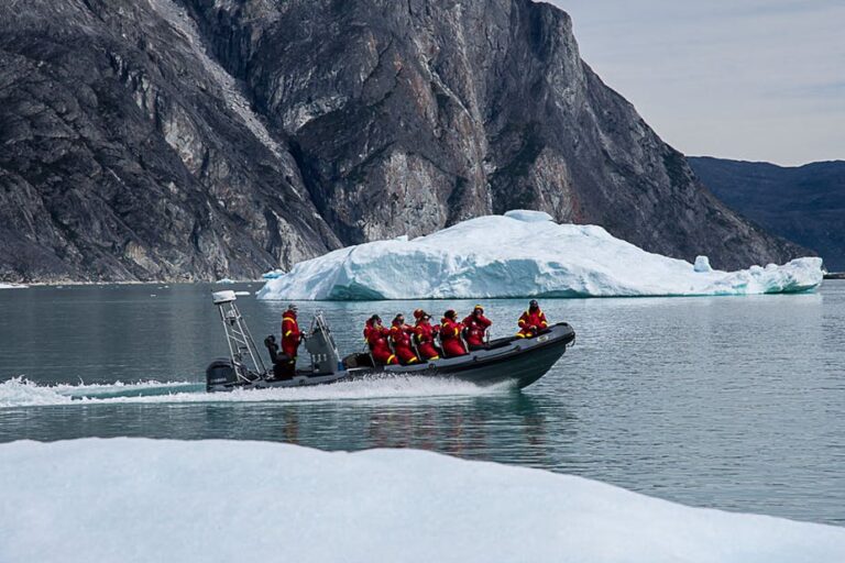 Pay By The Hour | Power Boat I Nuuk - Image 3