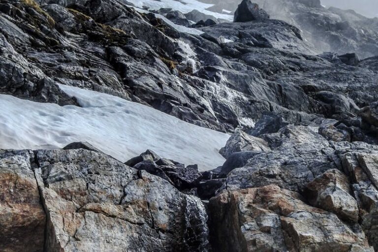 Ukkusissaq Mountain Hike | Nuuk - Image 12