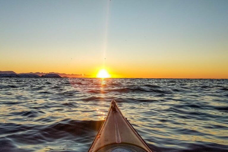 Winter kayaking tour | Sisimiut - Image 8