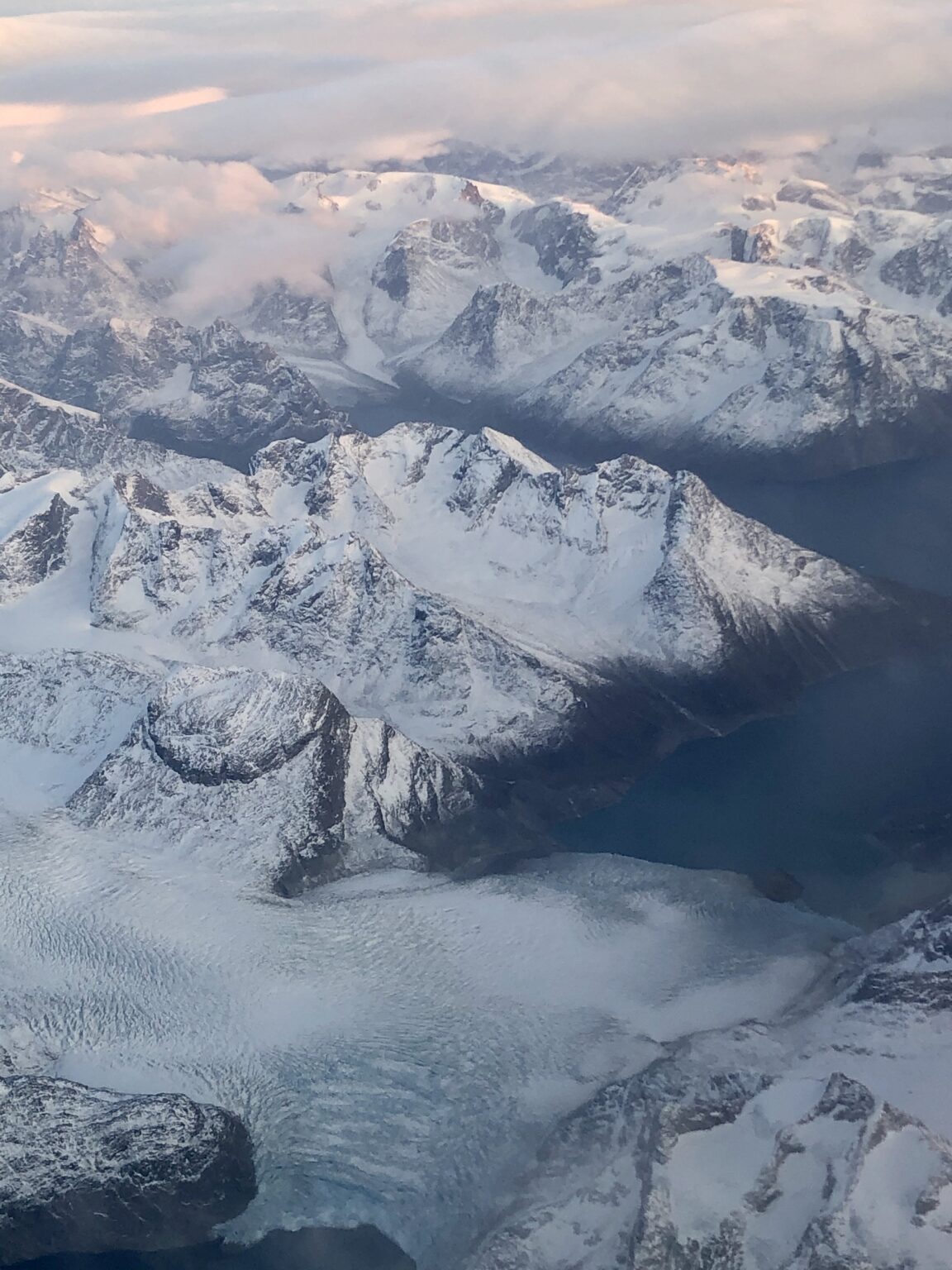 Flying above Greenland • The most scenic flights Guide to Greenland