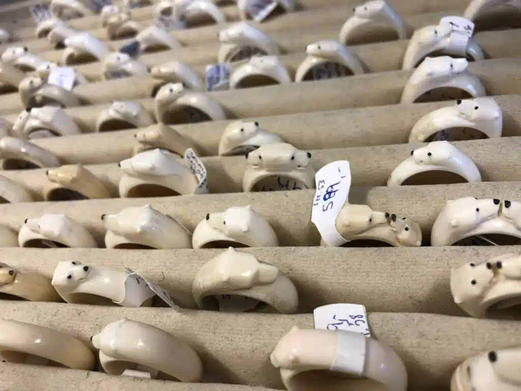 Polar bear rings, Souvenirs in Greenland
