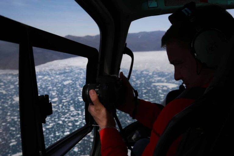 Helicopter tour to the icefjord | Nuuk - Image 19