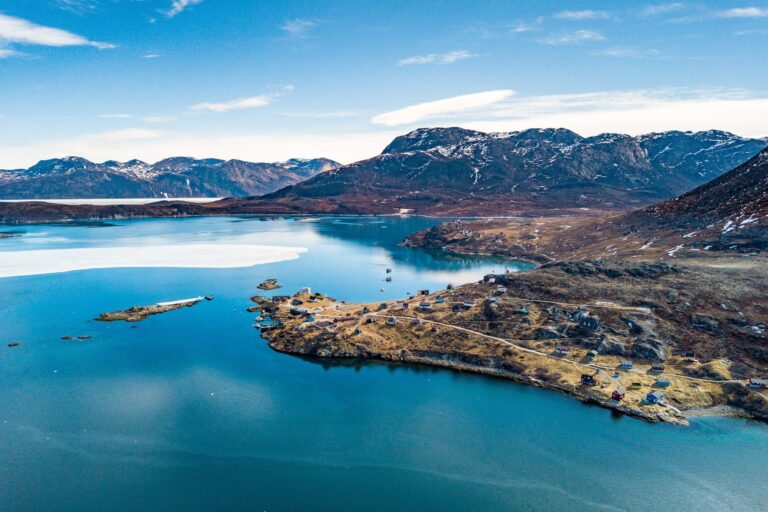Helicopter tour to the icefjord | Nuuk - Image 16