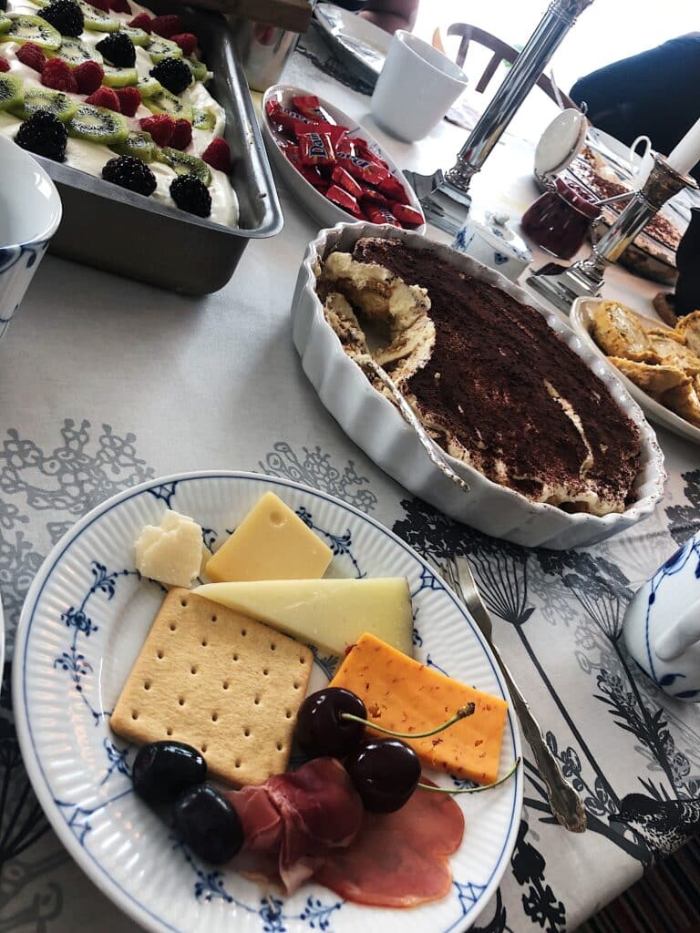 Cheese and cake at kaffemik