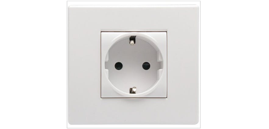 European electrical sockets are used in Greenland