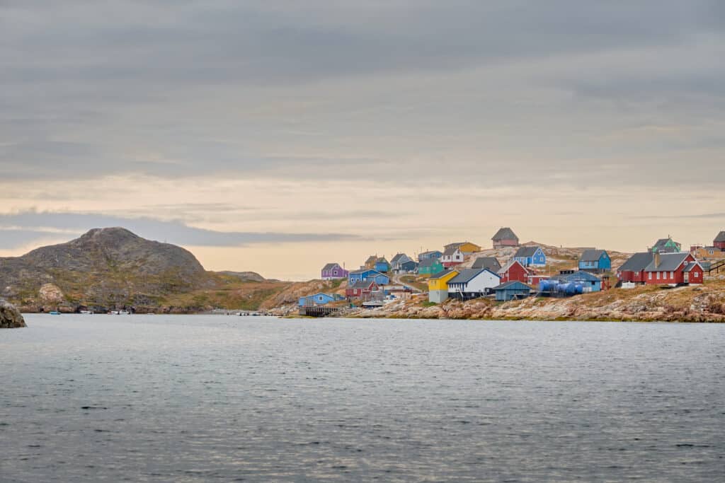 Settlement of Akunnaaq near Aasiaat
