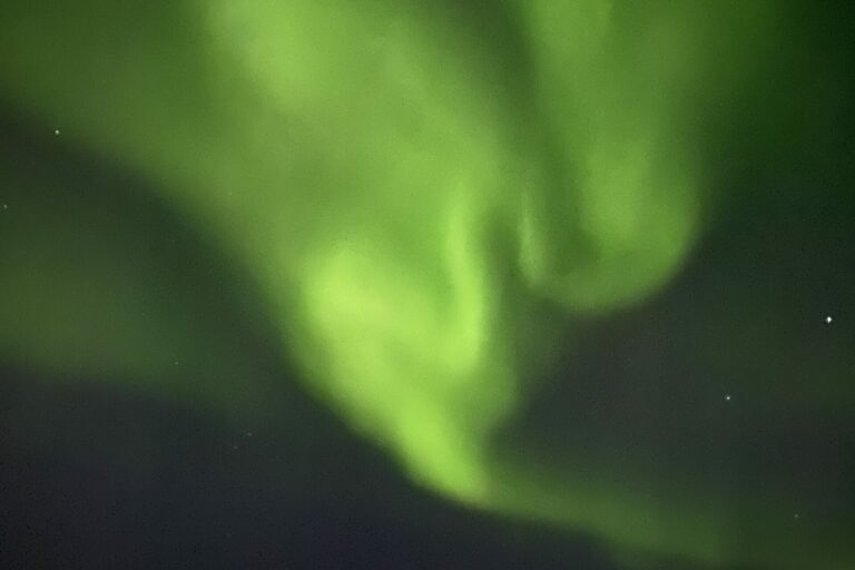Northern Lights from a mountain top | Snowshoe tour in Nuuk - Image 4