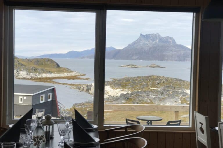 Winter Catch'n'Eat in restaurant | Nuuk - Image 2