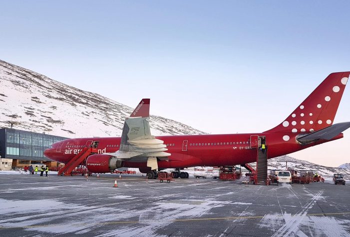 Norsaq-Air-Greenland-Airbus-in-Kangerlussuaq-at-the-terminal-transportation-Guide-to-Greenland Norsaq-Air-Greenland-Airbus-in-Kangerlussuaq-at-the-terminal-transportation-Guide-to-Greenland