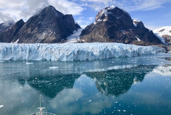 The-beauty-of-East-Greenland-_-Guide-to-Greenland-Laali1 The-beauty-of-East-Greenland-_-Guide-to-Greenland-Laali1