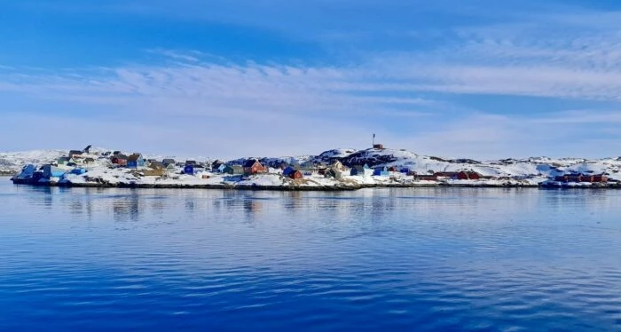 Qeqertarsuatsiaat with snow